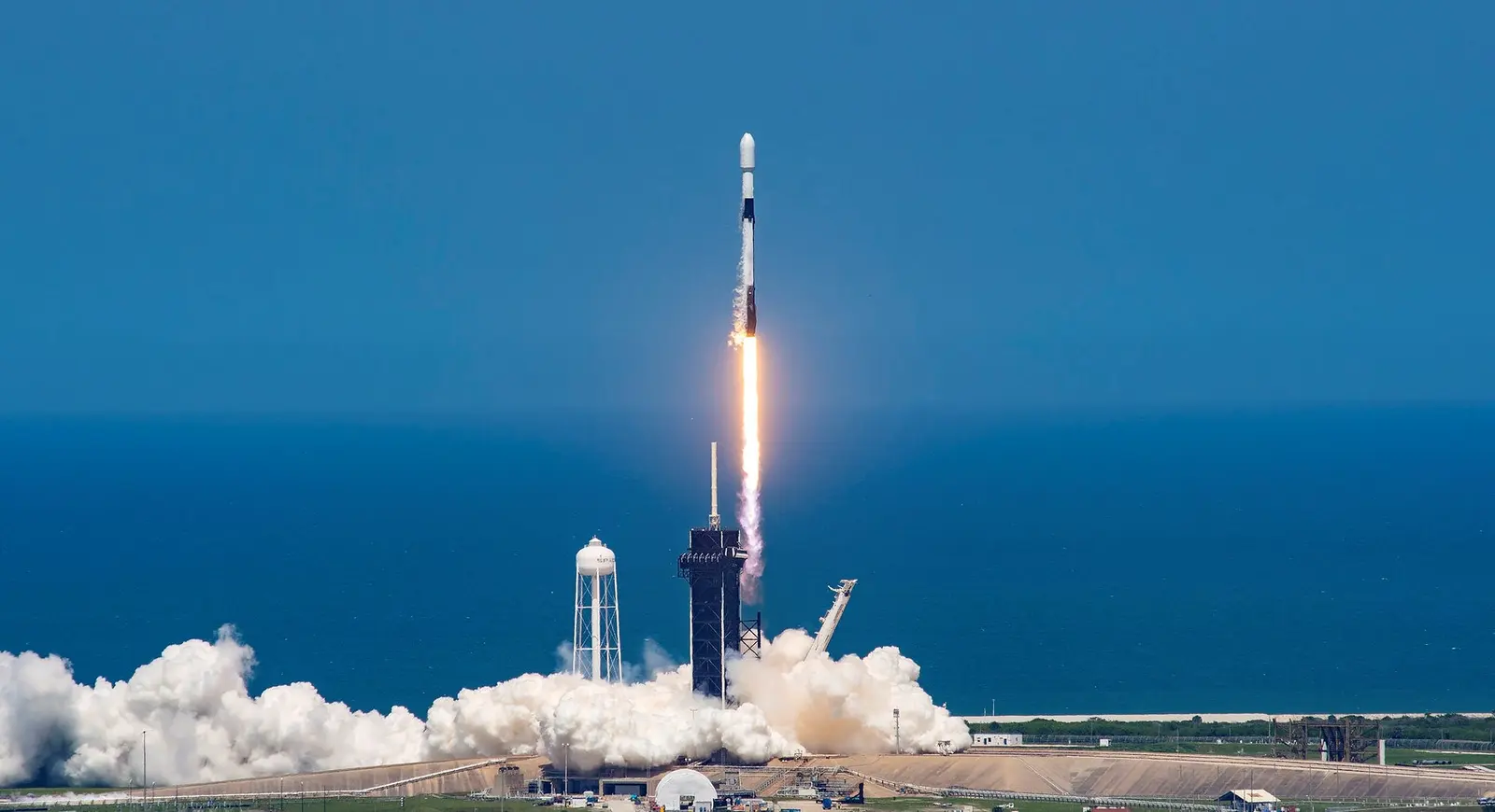 Falcon 9 Block 5 | Arctic Satellite Broadband Mission