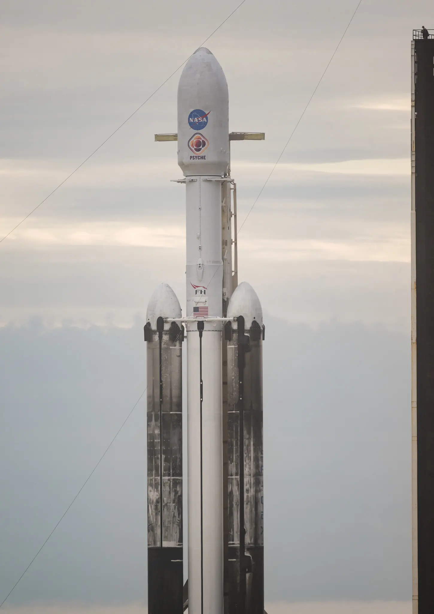 B1079