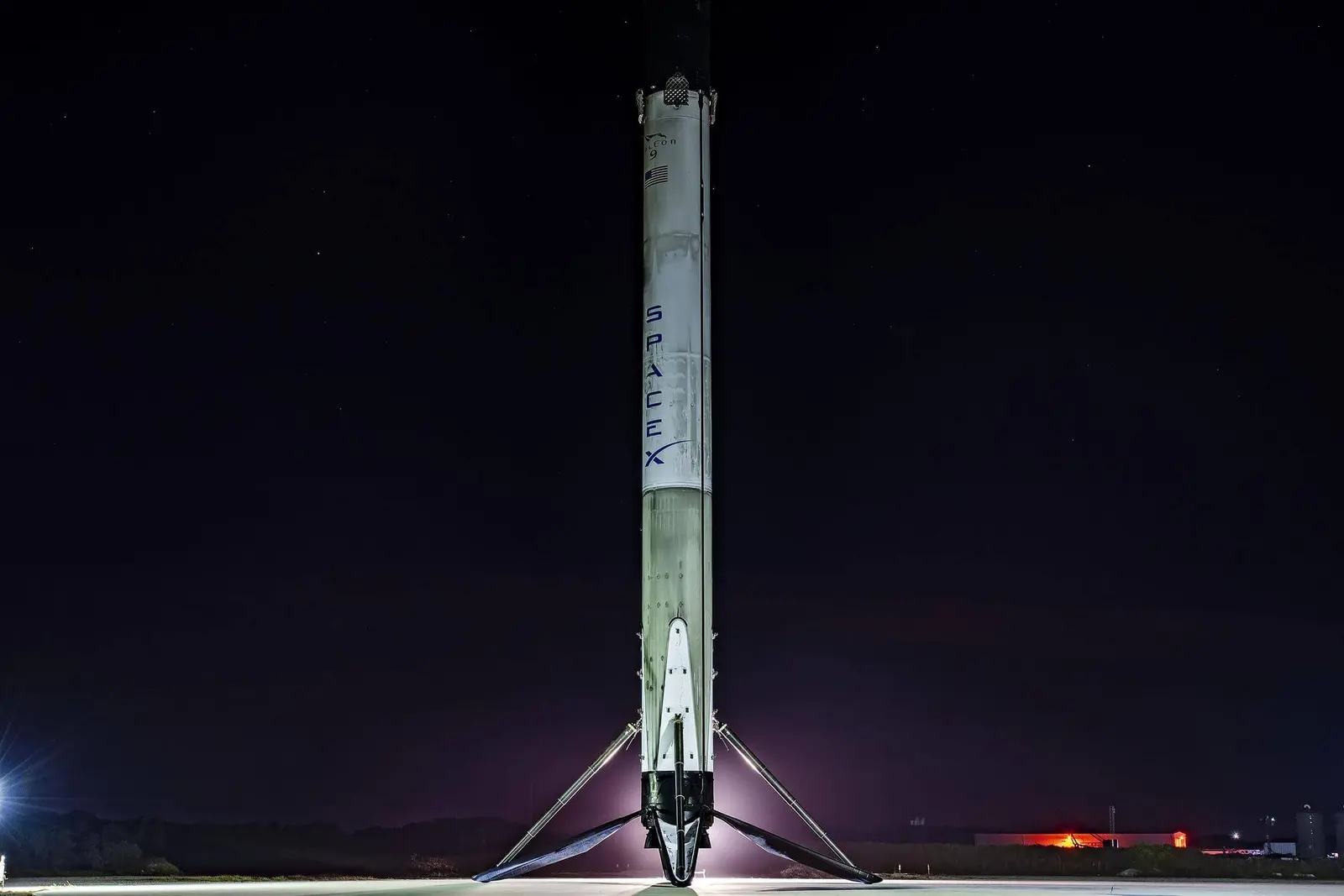 B1081