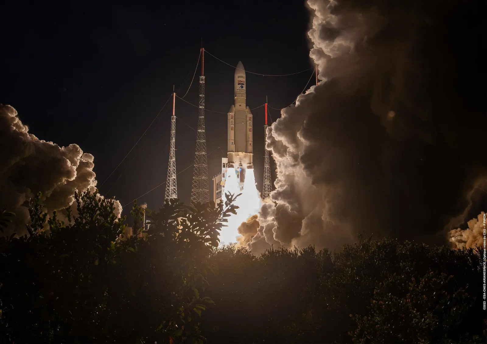 Ariane 5 ECA+ | Syracuse 4B & Heinrich Hertz (H2Sat)