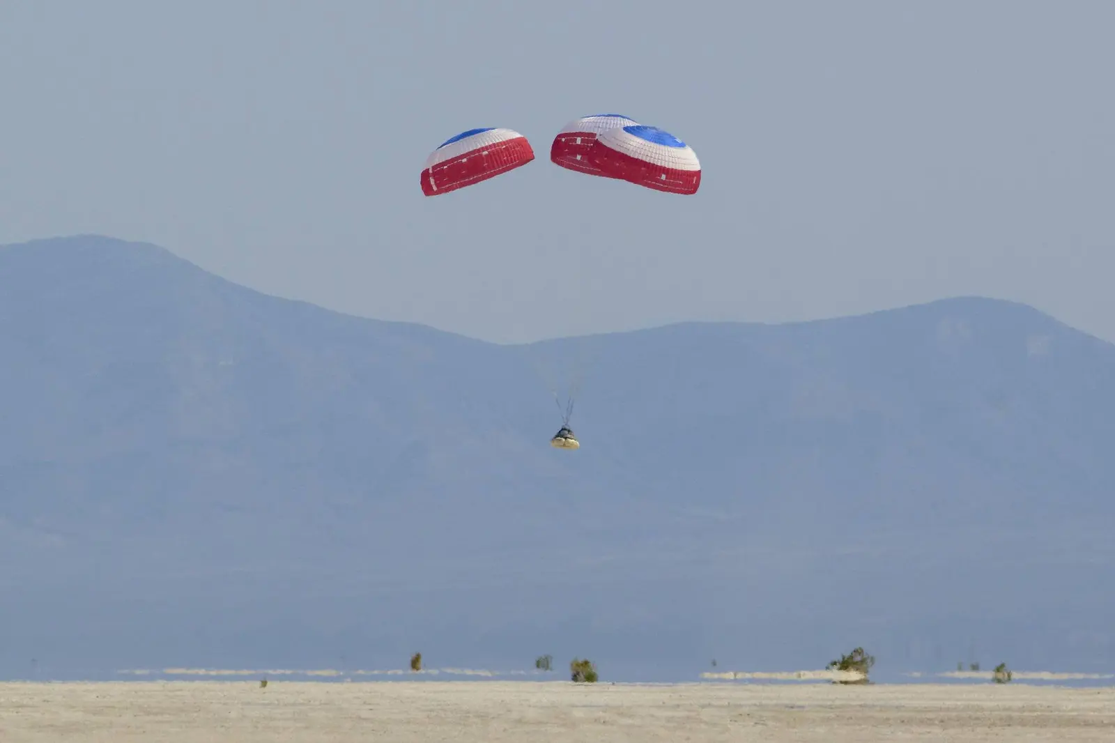 Boeing Starliner CFT Landing