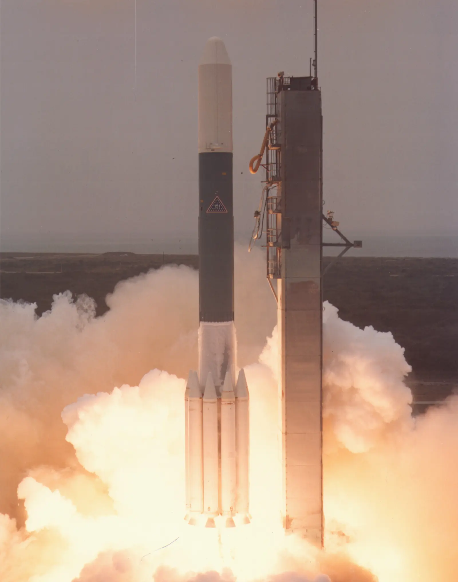 Delta 3914 | Satcom 1