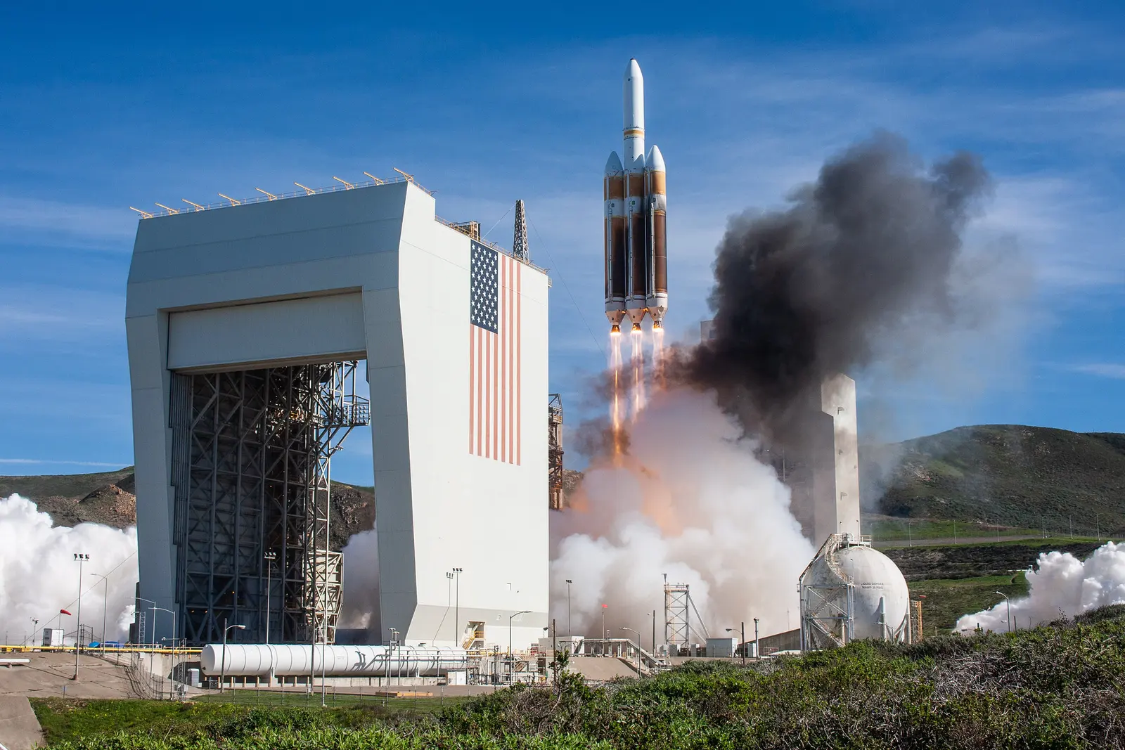 Delta IV Heavy | NROL-71
