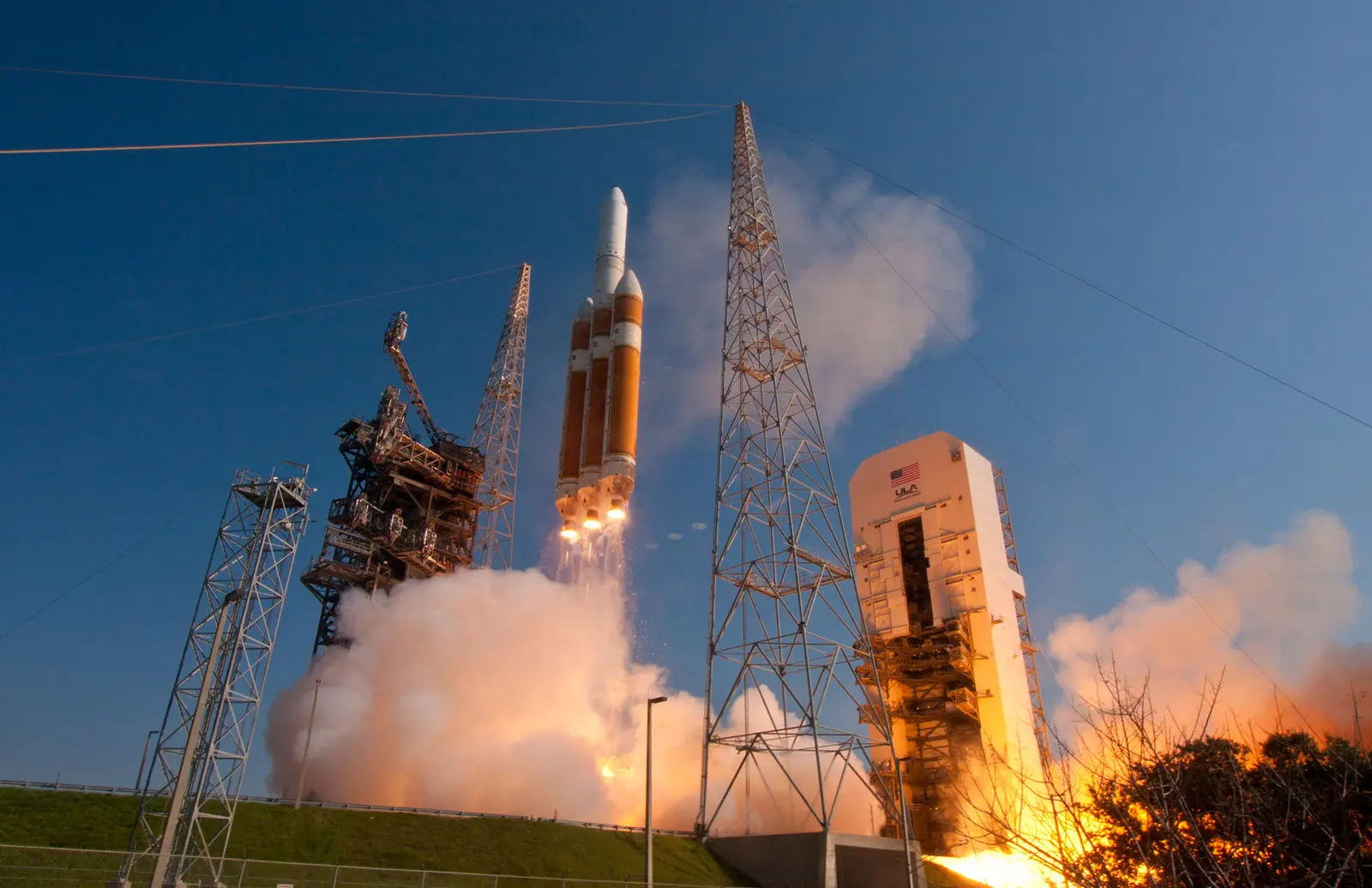 Delta IV Heavy | NROL-15 (Mentor) (USA-237)
