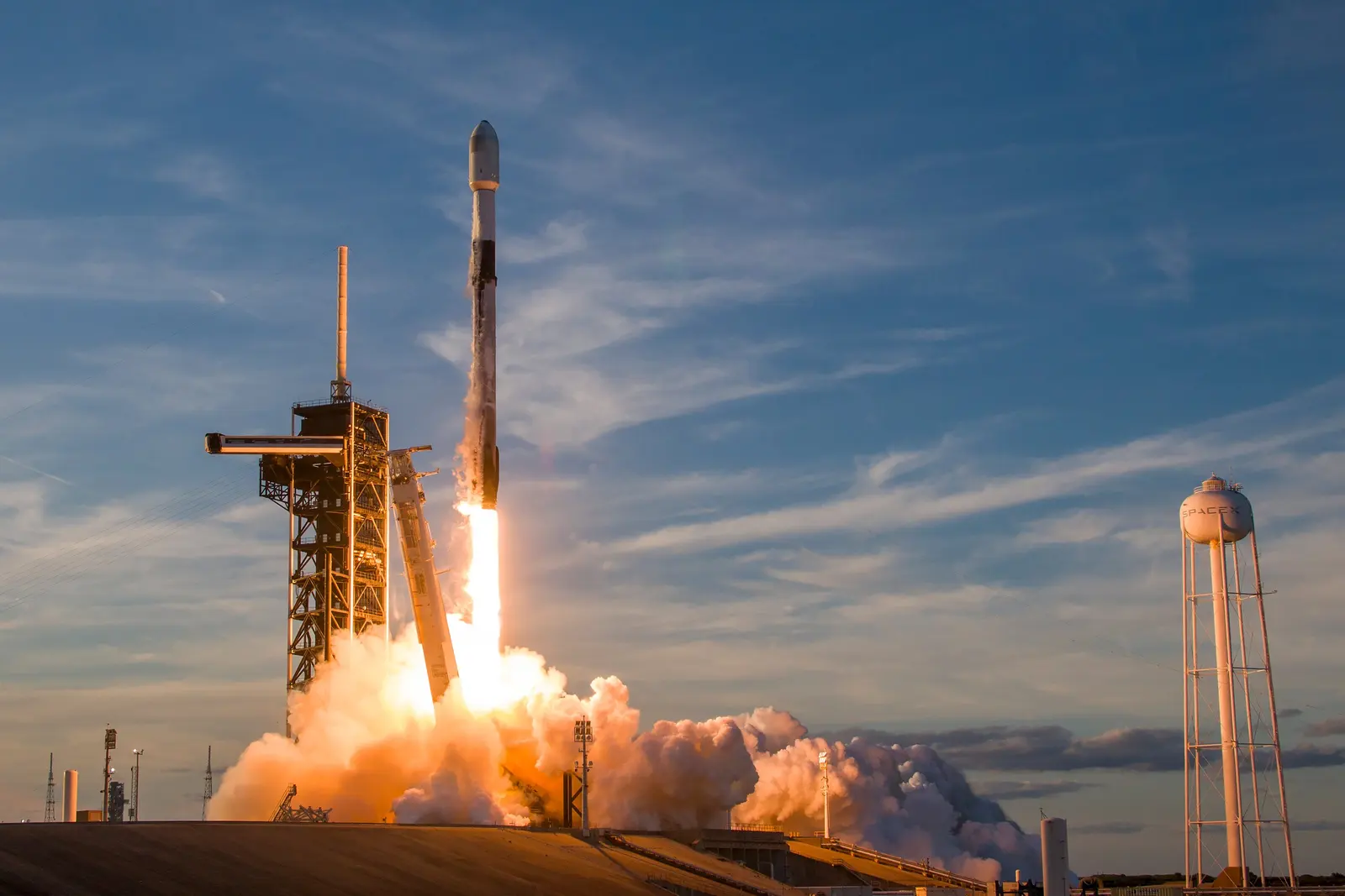 Falcon 9 Block 5 | Bandwagon 1 (Dedicated Mid-Inclination Rideshare)