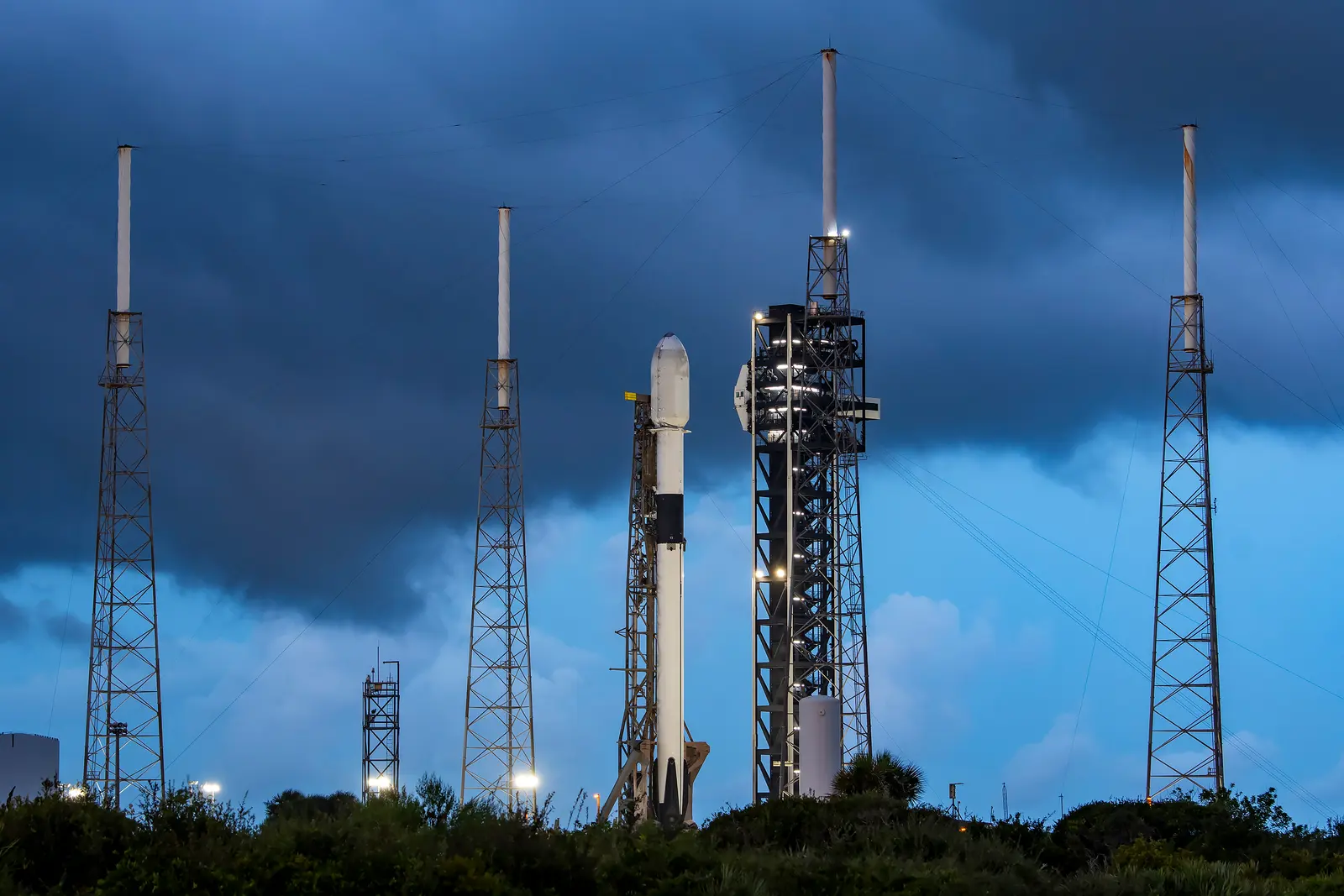 Falcon 9 Block 5 | Amazon Leo (KF-02)