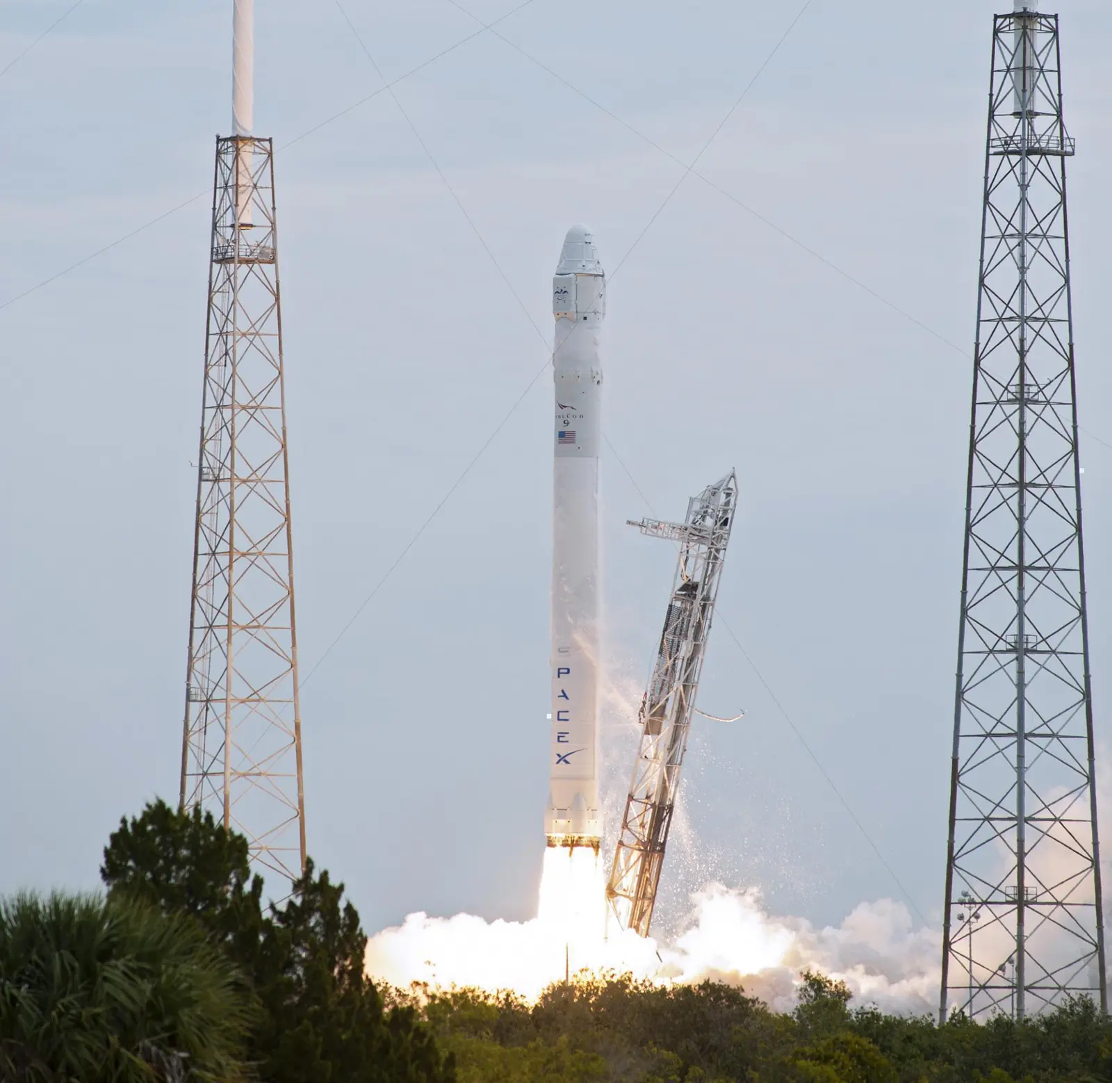 Falcon 9 v1.0 | SpaceX COTS Demo Flight 1