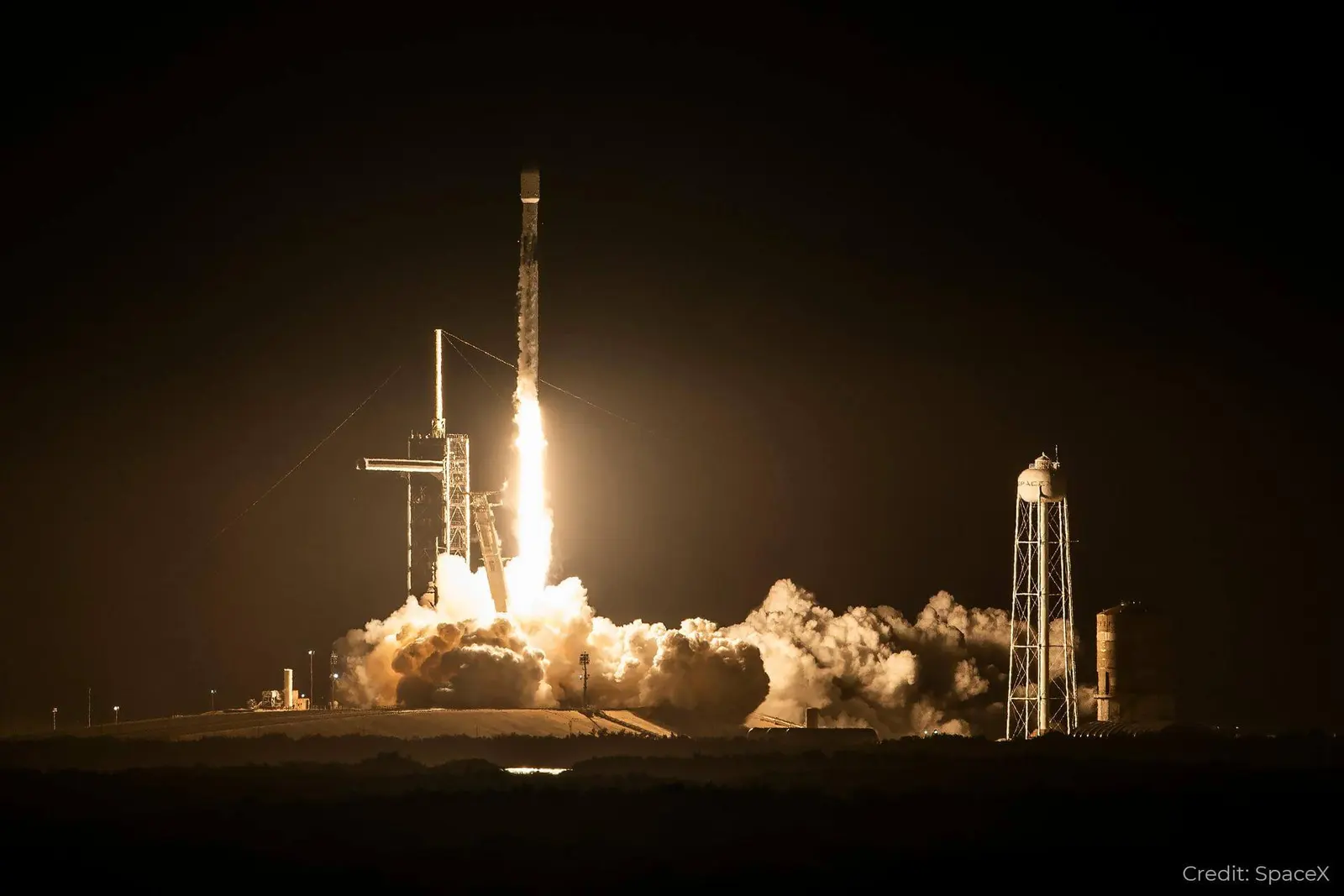 Falcon 9 Block 5 | Nova-C IM-1