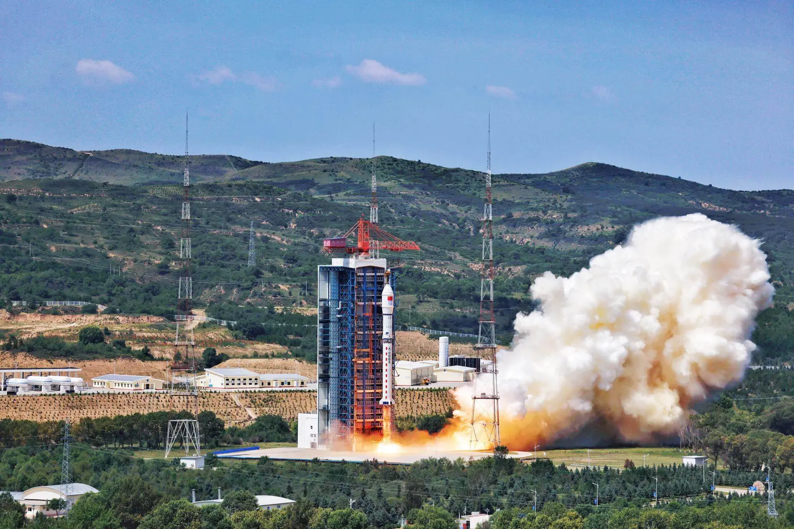 Long March 2D | Skysight AS-01 to 03 & Lingxi-03
