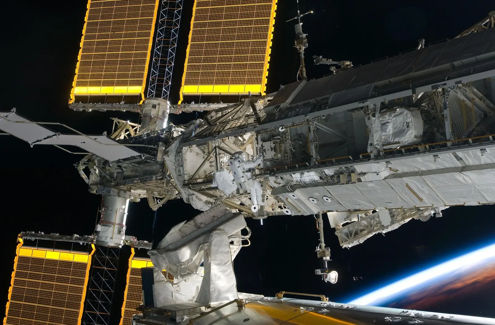 NASA ISS EVA-86 News Conference