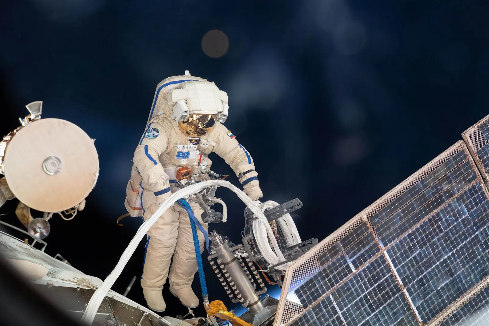 Russian EVA-54