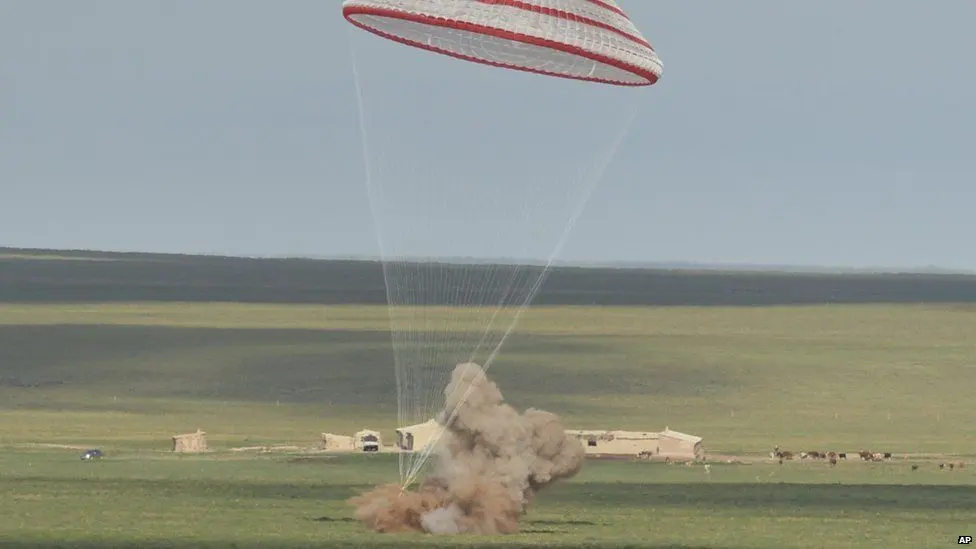 Shenzhou 14 Landing