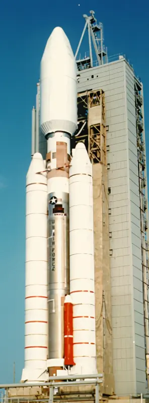 Titan 402A IUS